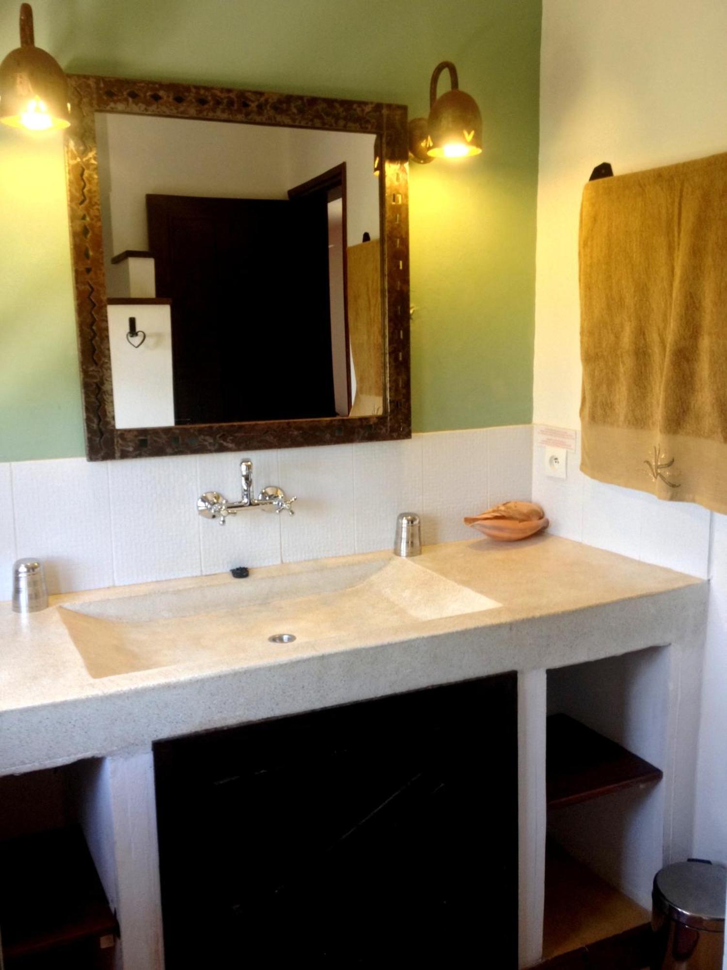 Maison D'Hotes Niokobokk Ndiebene Zimmer foto